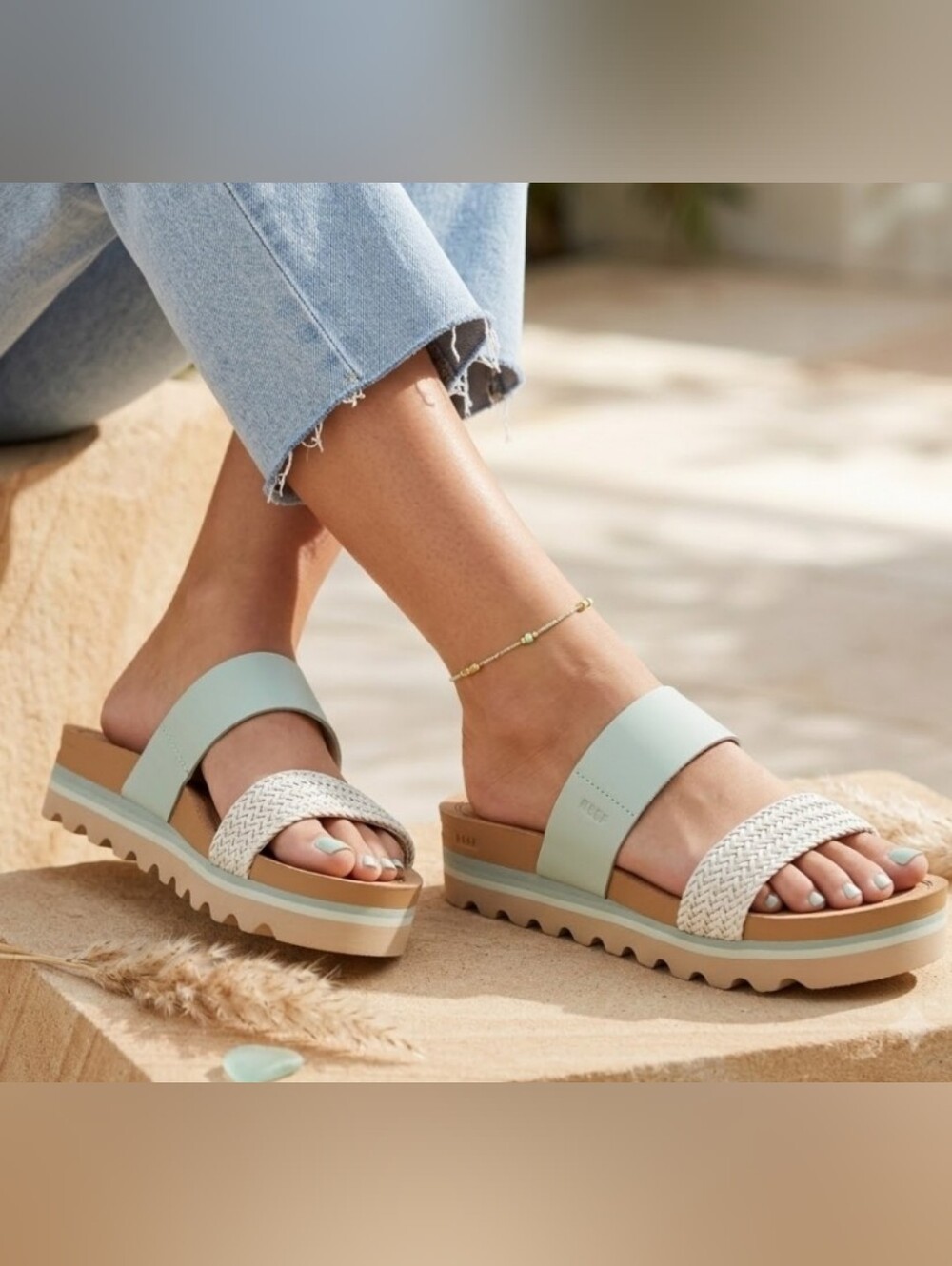 🔥🔥NEW! Reef Cushion Vista Raffia Double-Band Platform Slide Sandals Sz 10 NWT